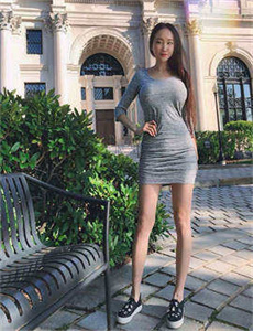 真人美女精美小穴-金瓶梅2迅雷下载
